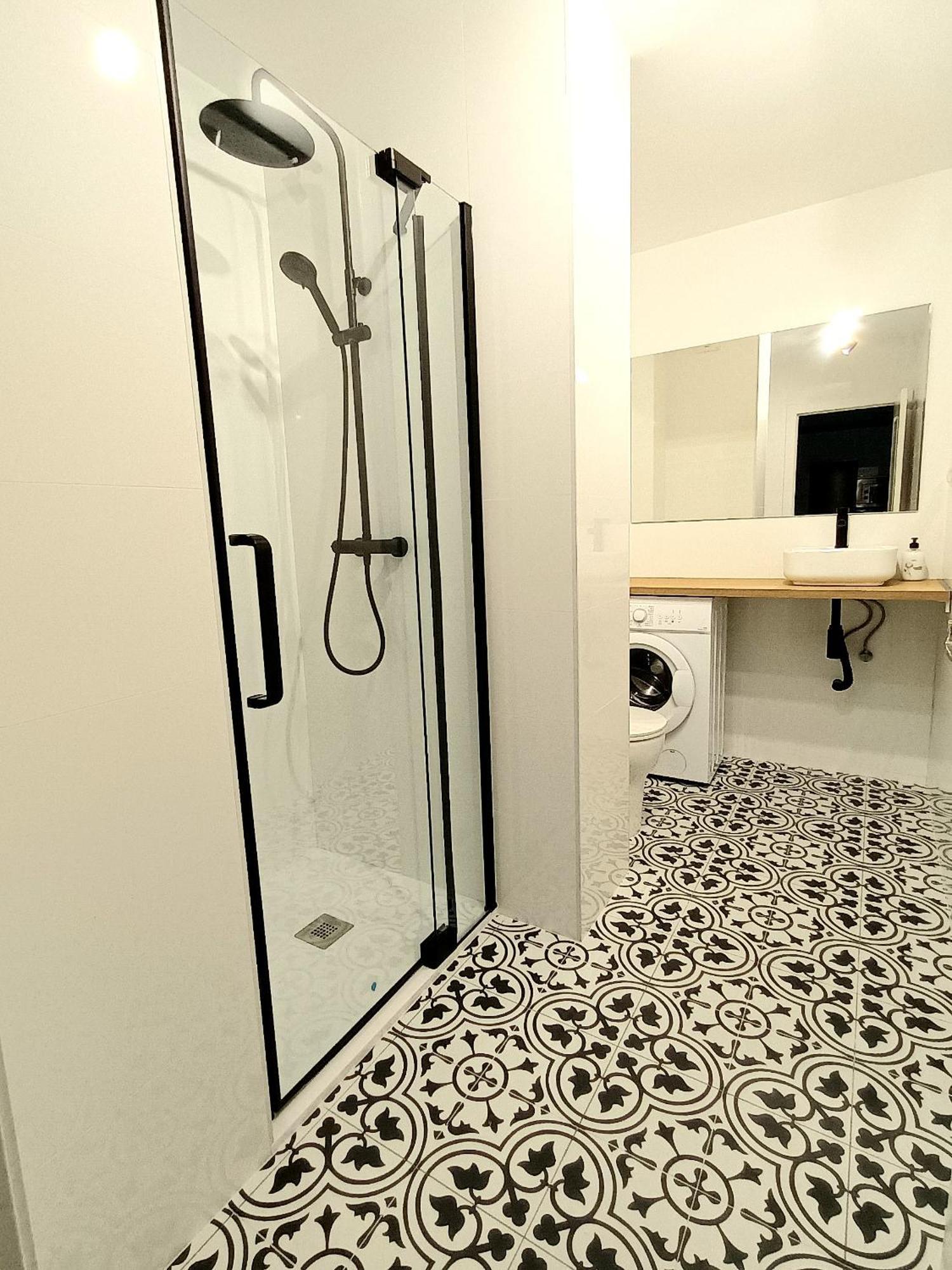 Apartamento Vacacional Cuarteles Málaga Buitenkant foto